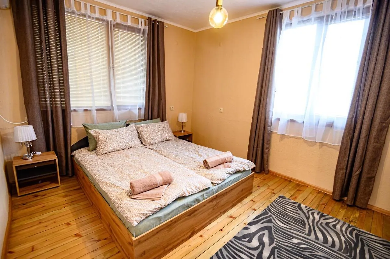Lalev Guest House 班斯科